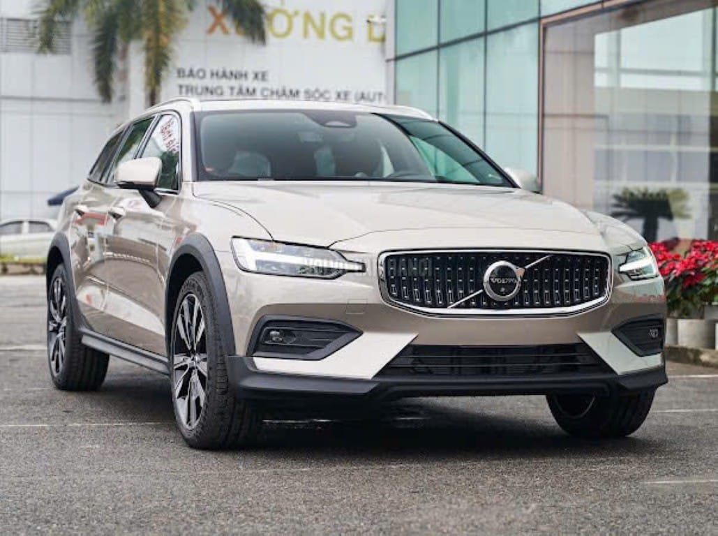 Ngoại thất Volvo V60 màu Vàng Đồng - Bright Dusk.