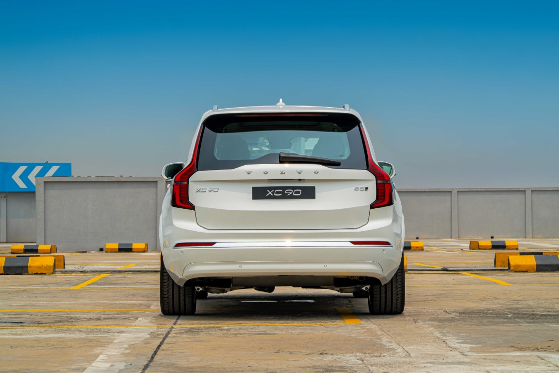 Thiết kế phần đuôi xe Volvo Xc90 Ultra 2025