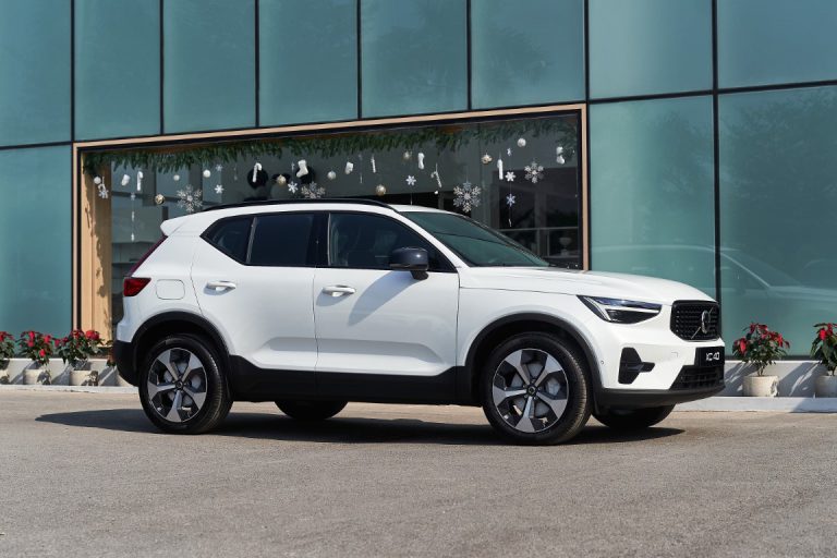 Phần thân xe Volvo Xc40 2026.