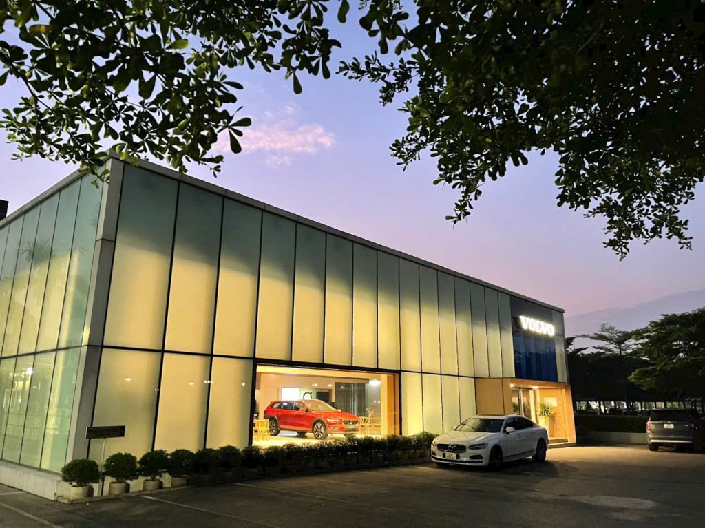 Showroom Volvo Hà Nội.