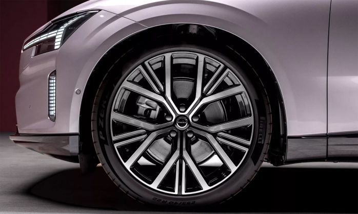 Mâm xe lazzang Volvo Es90 2026.