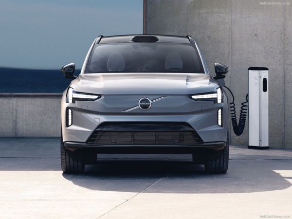 Volvo Ex90 2029 chiếc SUV thuần điện mới nhất của Volvo chuẩn bị có mặt tại Việt Nam.