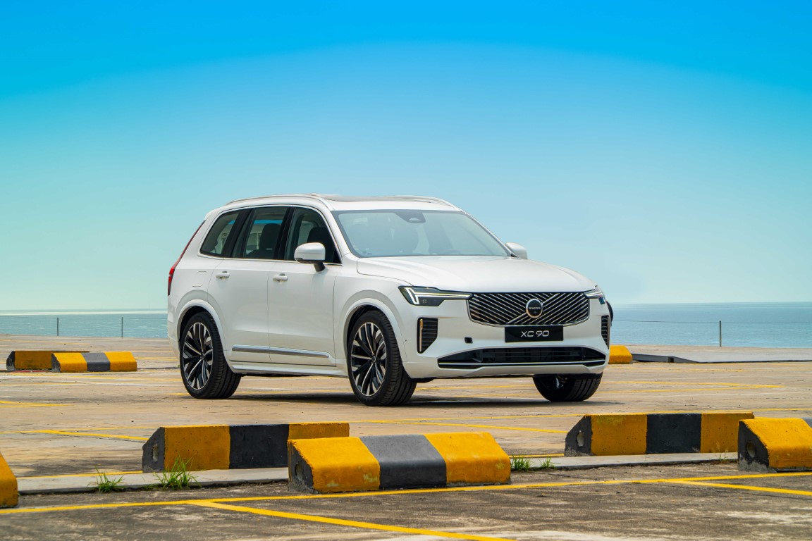 Cảm hứng màu trắng Crystal White từ tinh thể tuyết Bắc Âu của Volvo.